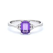 White gold ring with diamonds 0.13 ct and amethyst 1.56 ct