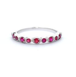 White gold ring with  ruby 0.35 ct