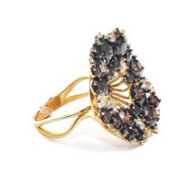 Yellow gold  ring with smoky quartz and zircons