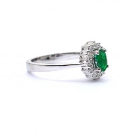 White gold ring with diamond 0.42 ct and emerald 0.63 ct