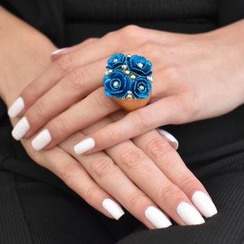 Yellow, blue and white gold  flower ring