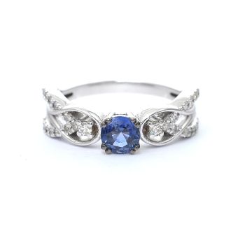 White gold ring with diamonds 0.26 ct and sapphyre 0.63 ct