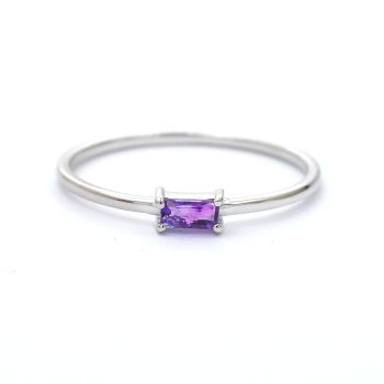 White gold ring with  amethyst 0.12 ct